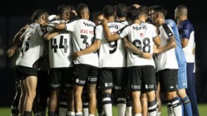 Vasco vence São Paulo em casa e sai da zona de rebaixamento