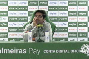 Abel Ferreira sobre gol perdido por Dudu no Palmeiras: “Se fosse o Rony” 