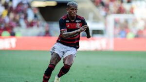 Apesar da proposta do Bournemouth, Flamengo de Tite almeja evoluir Wesley internamente