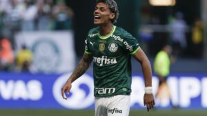 Barcelona ou Juventus? Palmeiras toma decisão sobre venda de Richard Rios