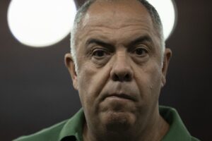 Braz detalha problema na contratação de Claudinho no Flamengo