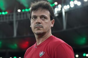Corinthians convida Fernando Diniz, que recusa oferta