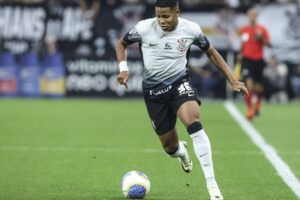 Corinthians vai receber proposta do Napoli por Wesley 