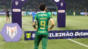 Endrick manda recado para Felipe Anderson, novo camisa 9 do Palmeiras