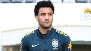 Irmã de Felipe Anderson revela bastidores de acerto com o Palmeiras