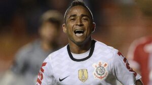 Jorge Henrique, ex-Corinthians, vai jogar pelo Piauí em 2024
