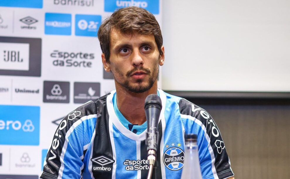 Lesões fazem zagueiro ser desfalque no Grêmio como foi no Fla
