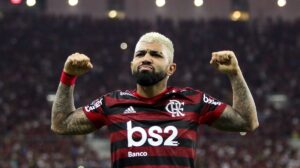 Palmeiras dá prazo para assinatura