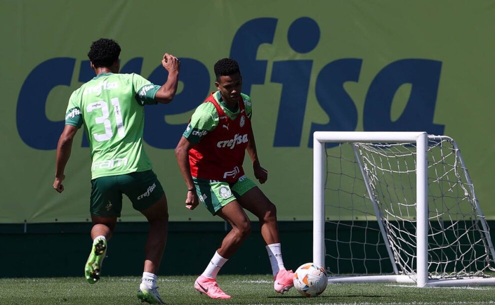 Escalação do Palmeiras tem Estevão e 3 zagueiros contra Botafogo