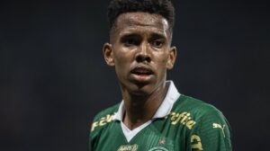 Estevão será titular em Palmeiras X São Paulo