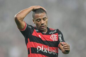 Flamengo se reapresenta, mas Cebolinha e De La Cruz não treinaram