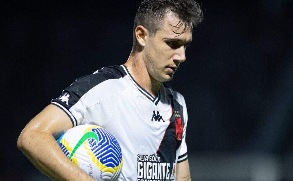 Lucas Piton preocupa desfalcar o Vasco