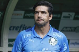 Luxemburgo sai em defesa de Abel Ferreira e faz apelo: "Isso é absurdo"