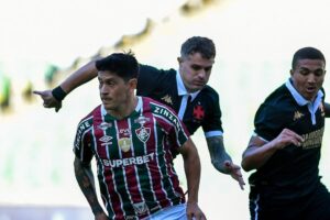 Vasco x Fluminense AO VIVO - Onde assistir jogo em tempo real pelo Brasileirão Série A