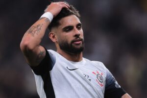 Yuri Alberto vira problema para momento decisivo do Corinthians
