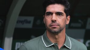 Abel Ferreira recebe punição do STJD no Palmeiras 