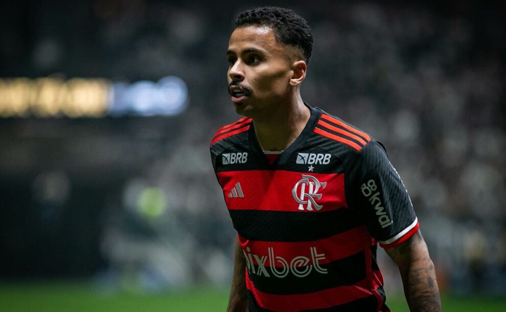 Allan não será mais o camisa 21 do Flamengo e meio-campista muda número