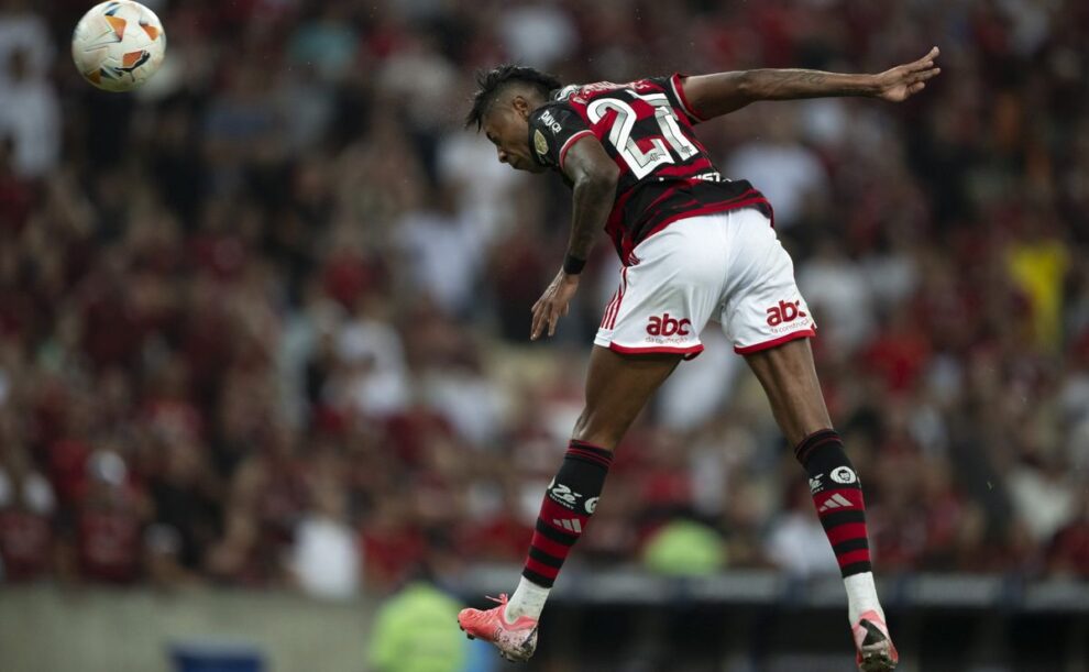 Flamengo encara Peñarol e mira duelo brasileiro na semifinal: onde assistir