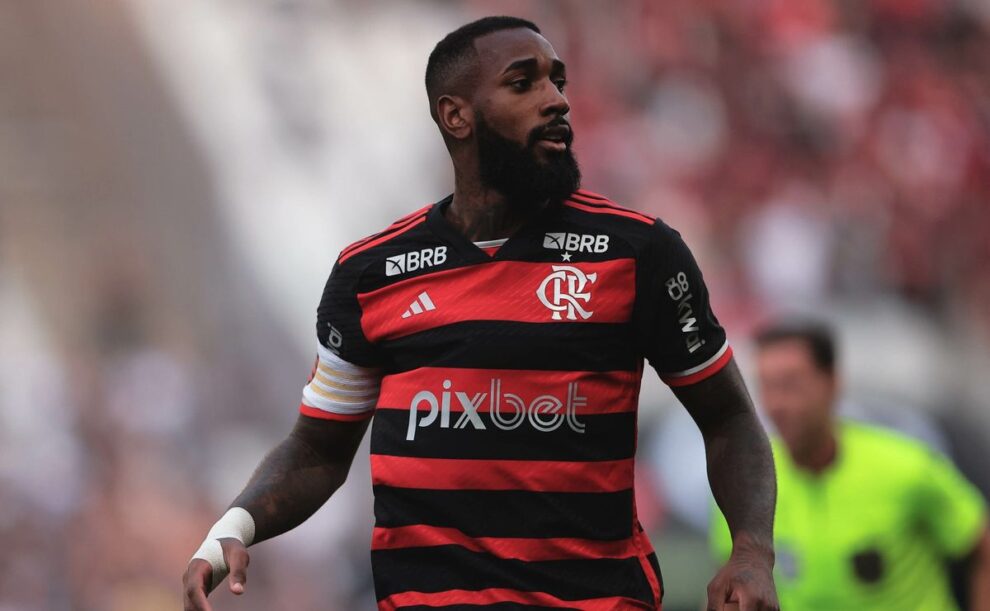 Flamengo usa voo fretado para contar com Gerson e Fabrício Bruno