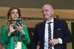 FIFA decide que Super Mundial terá clubes com força máxima