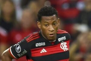 Filipe Luís barrou Gonzalo Plata no Flamengo