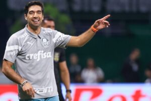 Palmeiras pode chegar à liderança do Brasileirão, mas jornalista faz alerta: "Não é galinha morta"